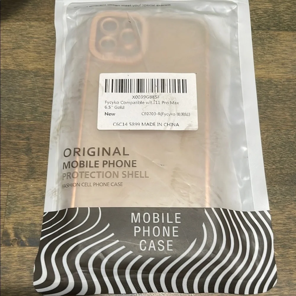 NWT Rose Gold IPhone 11 Pro Max Case